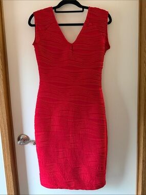 Sleeveless Red Midi Dress with V-Neck Detailing